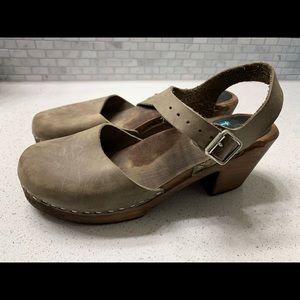 Lotta from Stockholm clogs